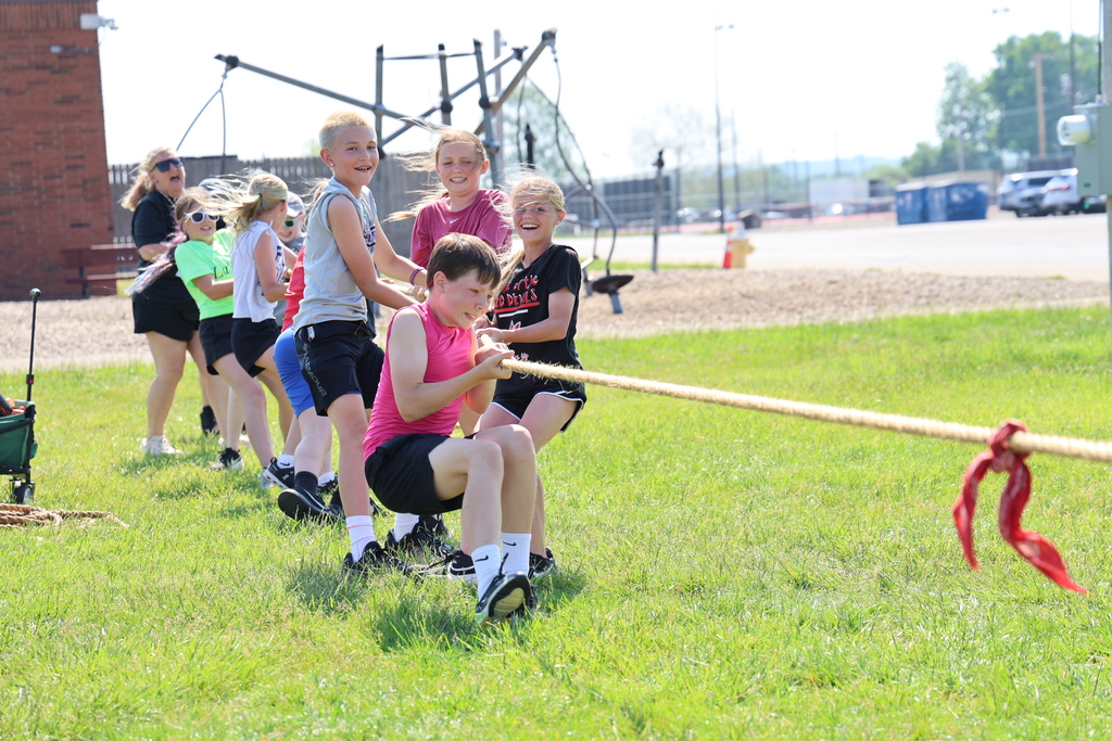 Tug of war round one at field day.