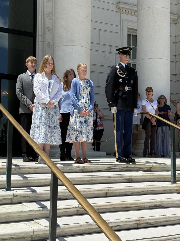 TMS students wait to be a part of the ceremony at the Tomb of the Unknown soldier.