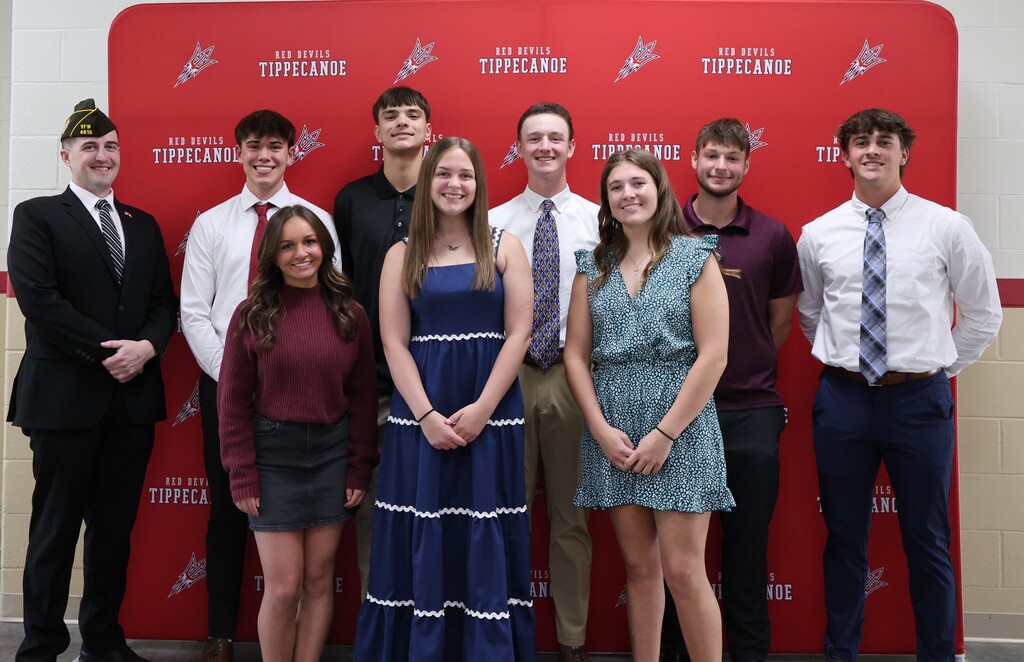 THS Class of 2026 students pose after receiving the VFW Scholarship.