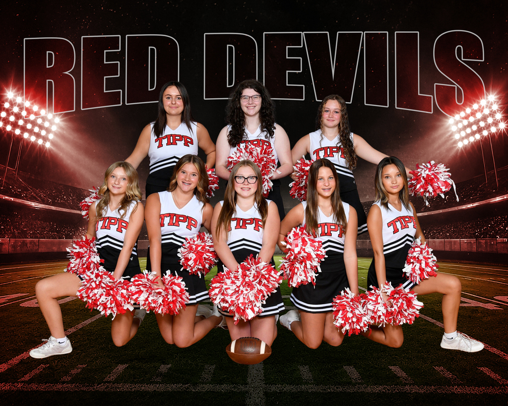TMS cheerleaders.