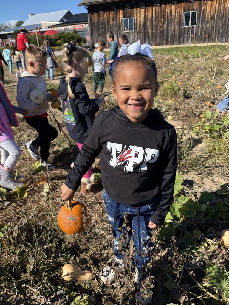 Students at Hidden Valley Orchard.
