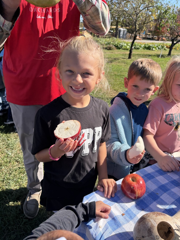 Students at Hidden Valley Orchard.