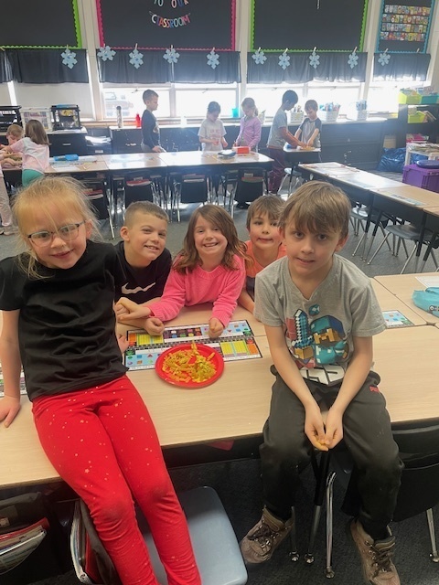 Nevin Coppock students with their STEM project.