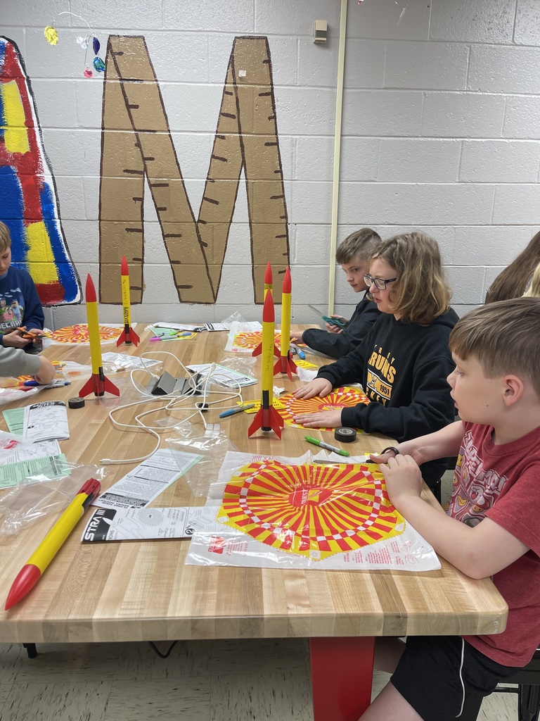 STEM Club builds rockets