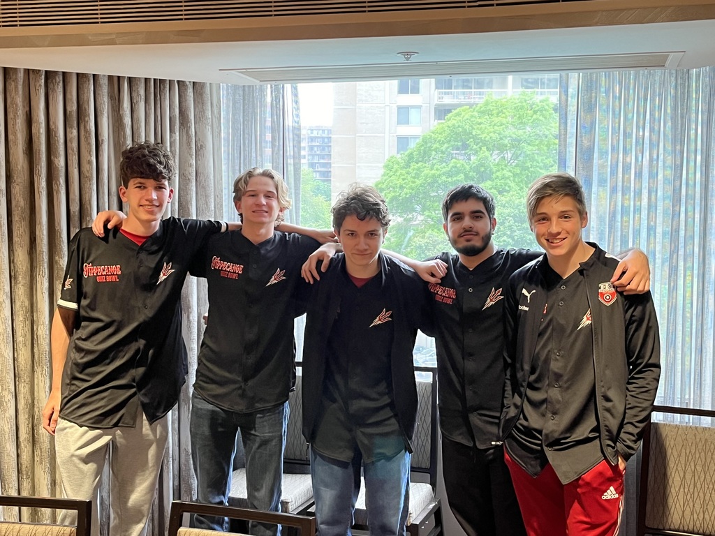 THS Quiz Team inn DC