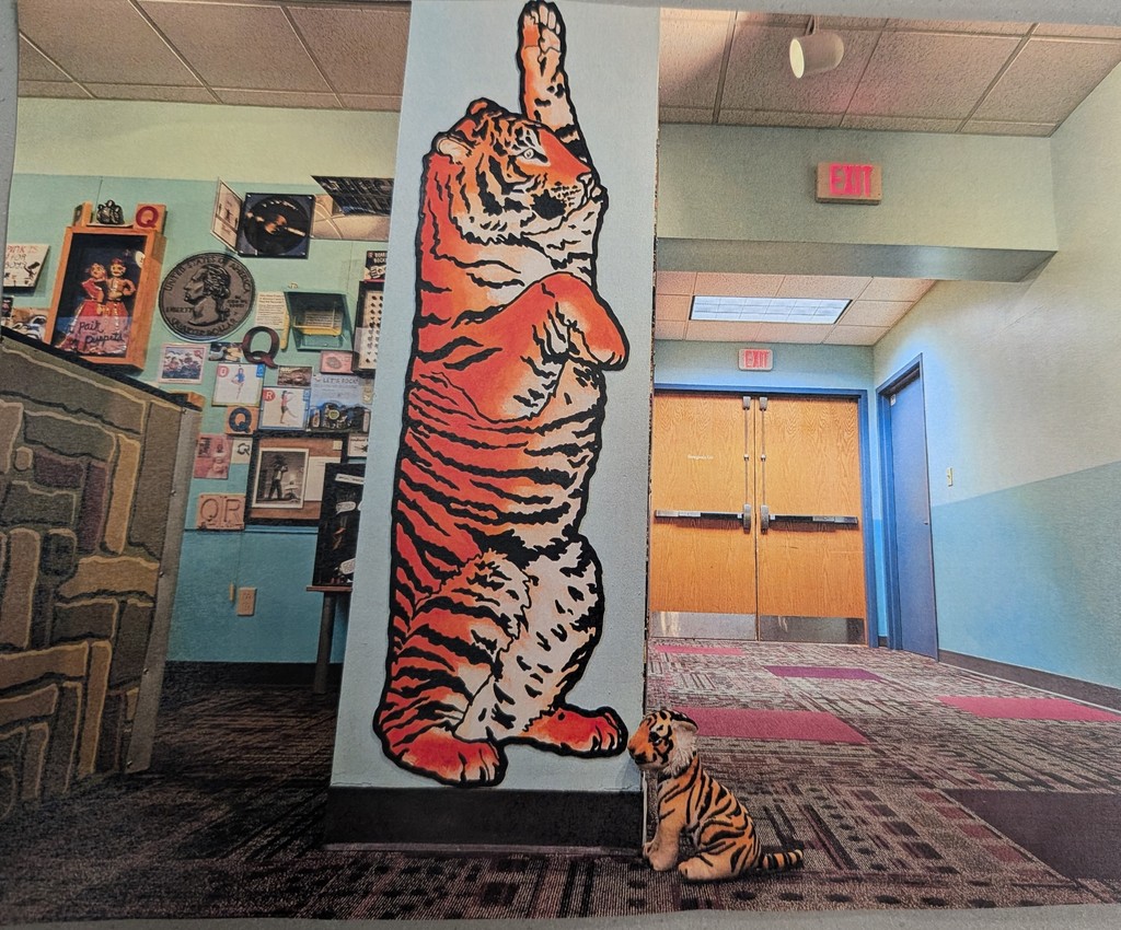 Tank with a giant Tiger