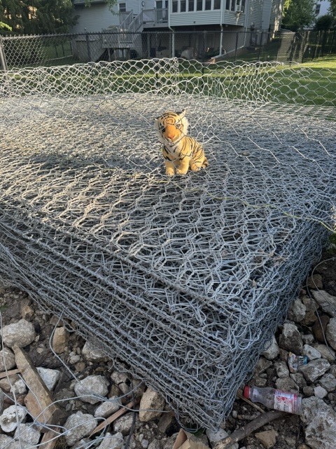 Tank on fencing