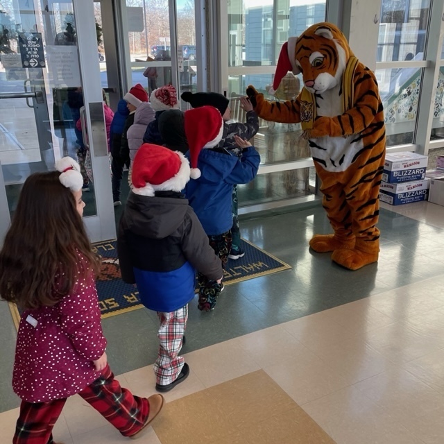 There was a Tiger Sighting at Ranger School this morning as their mascot Walt said good morning to the students and staff as they headed out to The Holiday Concert at THS!