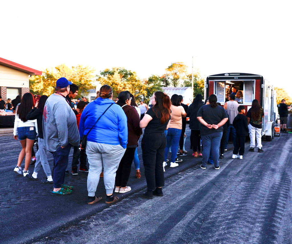 The line to order from and support our Junior class after prom fundraiser