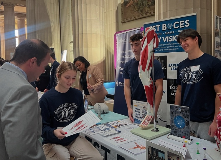 new visions students at the capitol for BOCES Expo day
