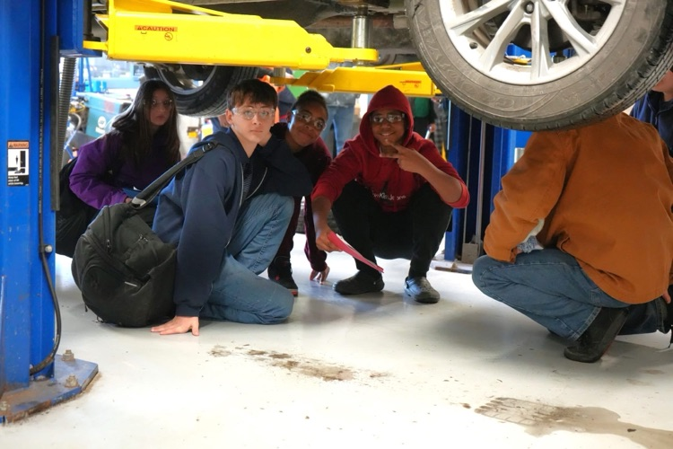 8th graders visiting CTE Programs from component school districts in auto tech