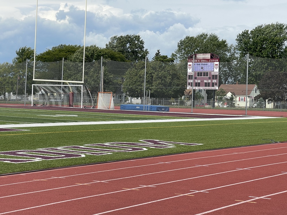 photo of stadium and track
