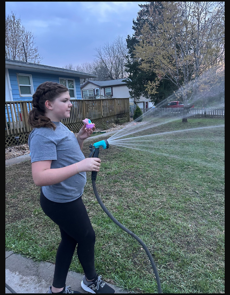Yard work peep