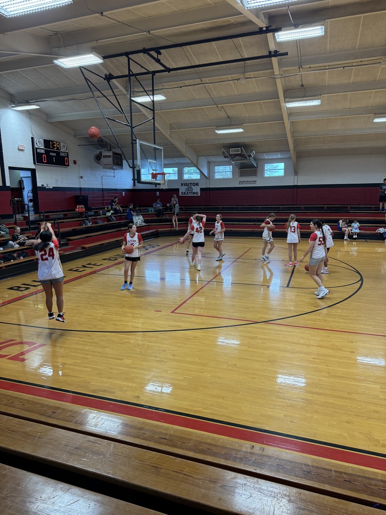 JV/Freshmen warming up in Branson, Mo.