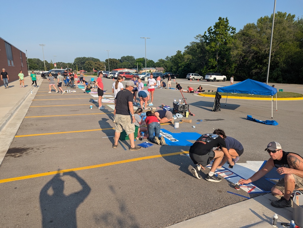 Students painting
