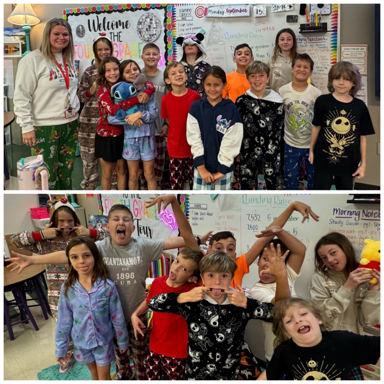 4th Grade Celebrating Spirit Week
