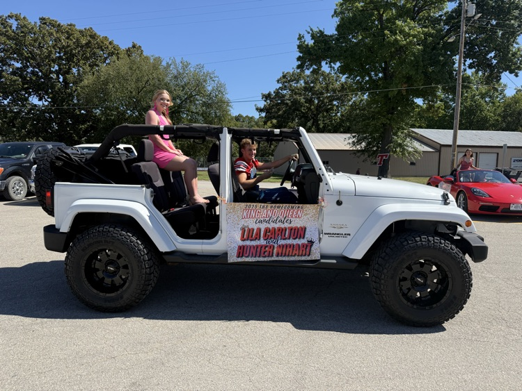 Homecoming Candidate at the Parade!! 