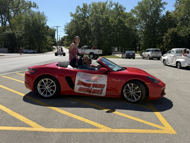 Homecoming Candidate at the Parade!! 