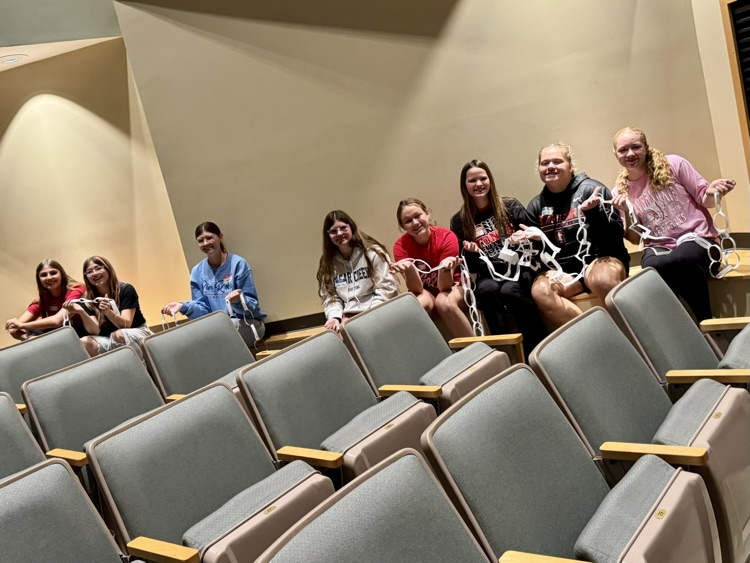 stuco students at LFS at their regional conference 