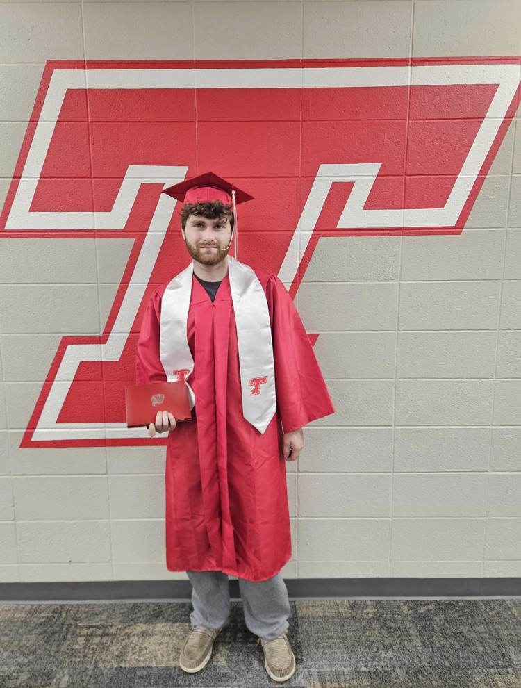 Gabe Anderson’s Cap and Gown picture