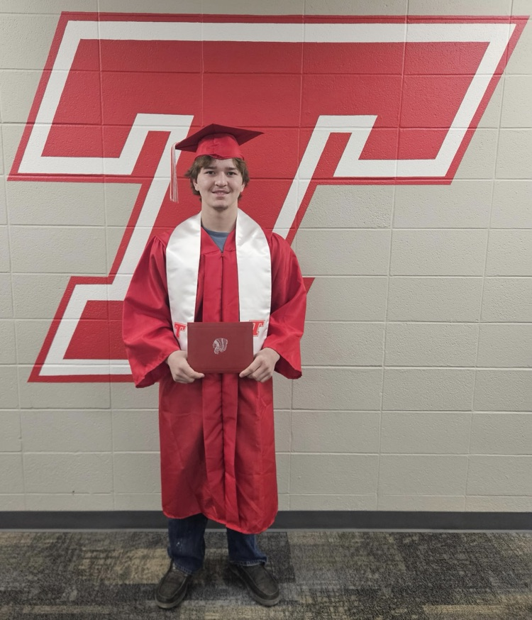 Carter Bradley’s cap and gown photo