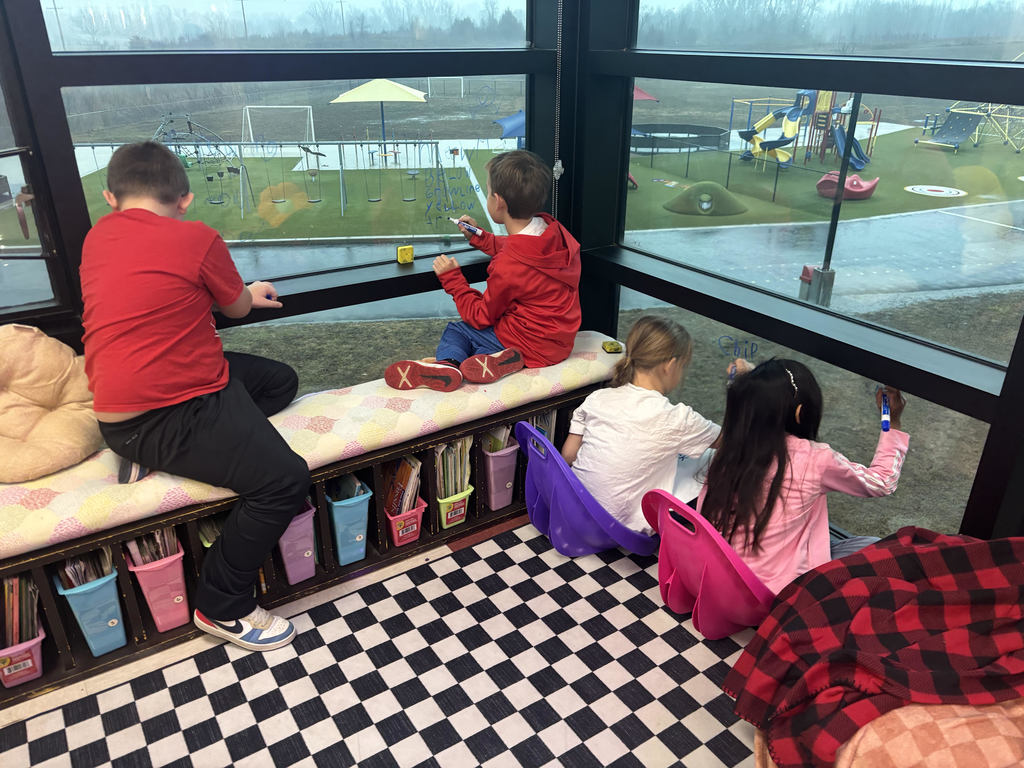 Mrs. Beadle's class practicing spelling