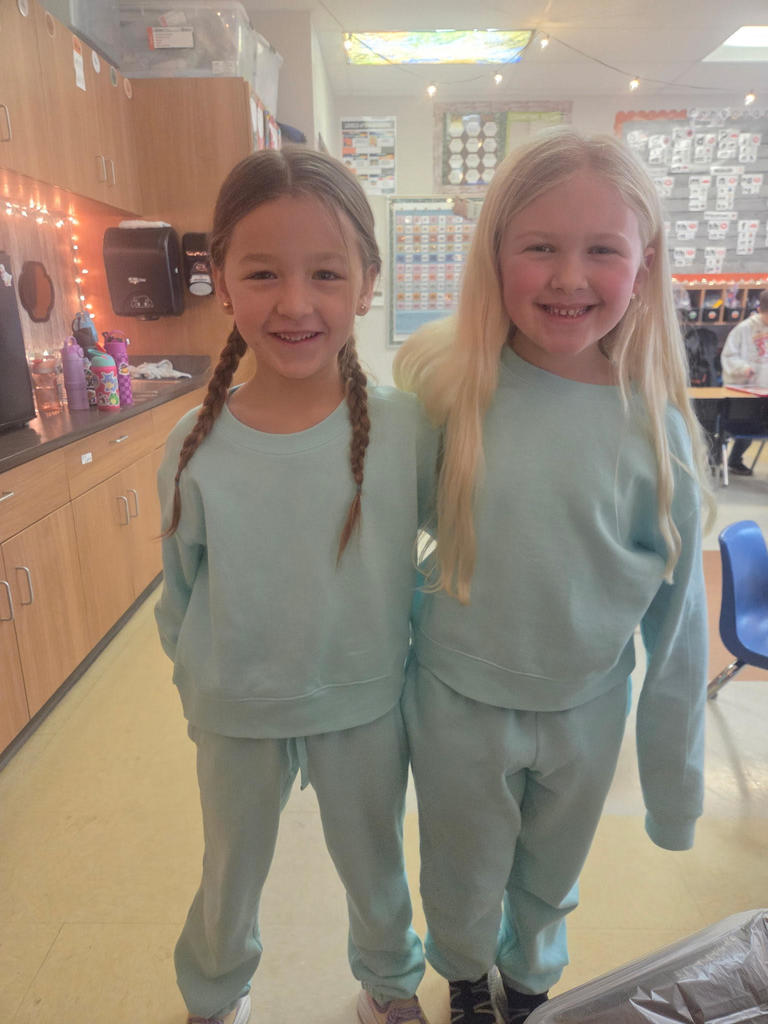 TES Twin Day