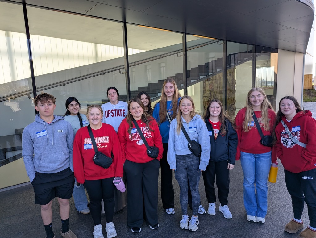 Students preparing to go on the tour