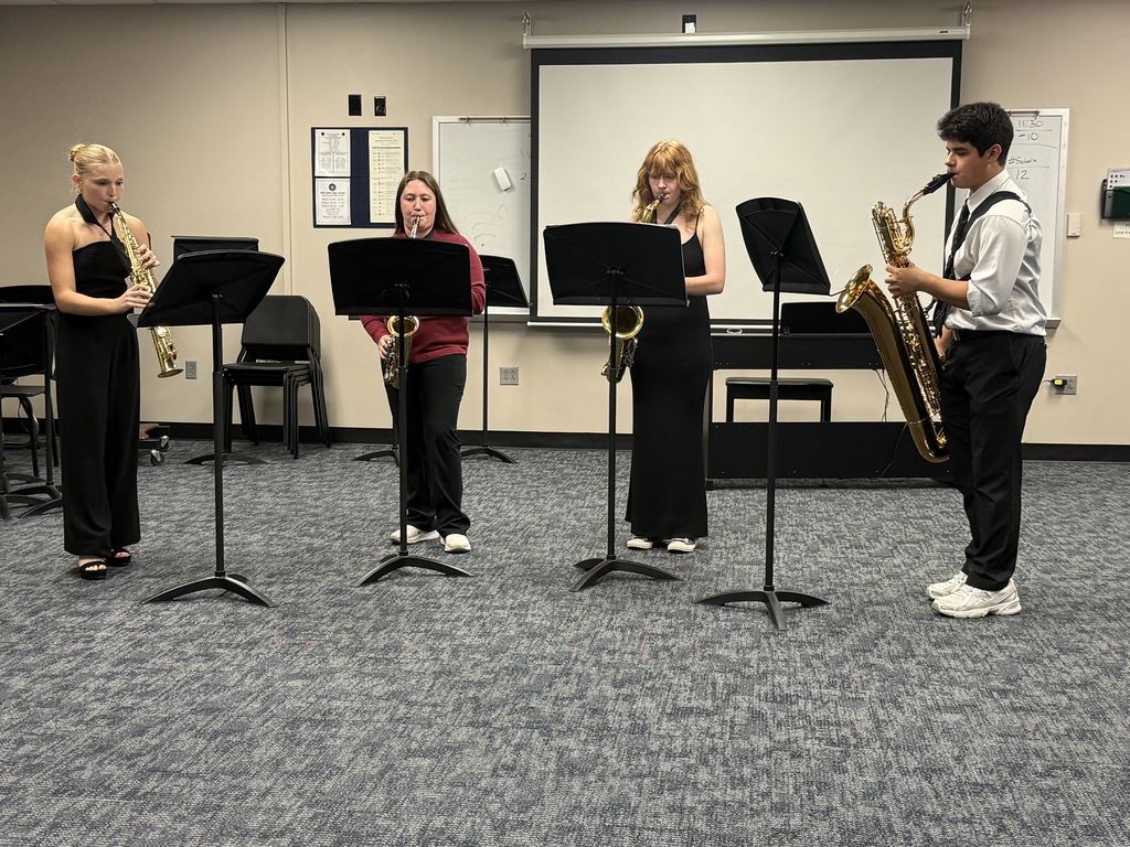Thoughtful Saxophone Quartet
