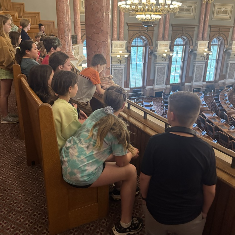 Mrs. Olsen’s 4th grade class visited the capitol today. 
