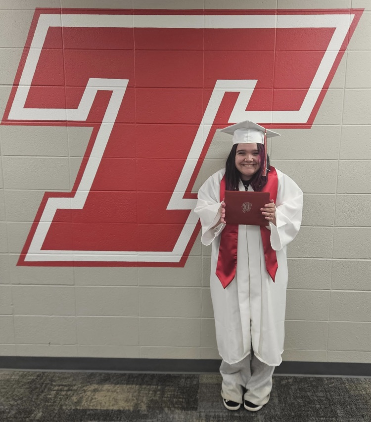 Kendall McDowell’s cap and gown photo