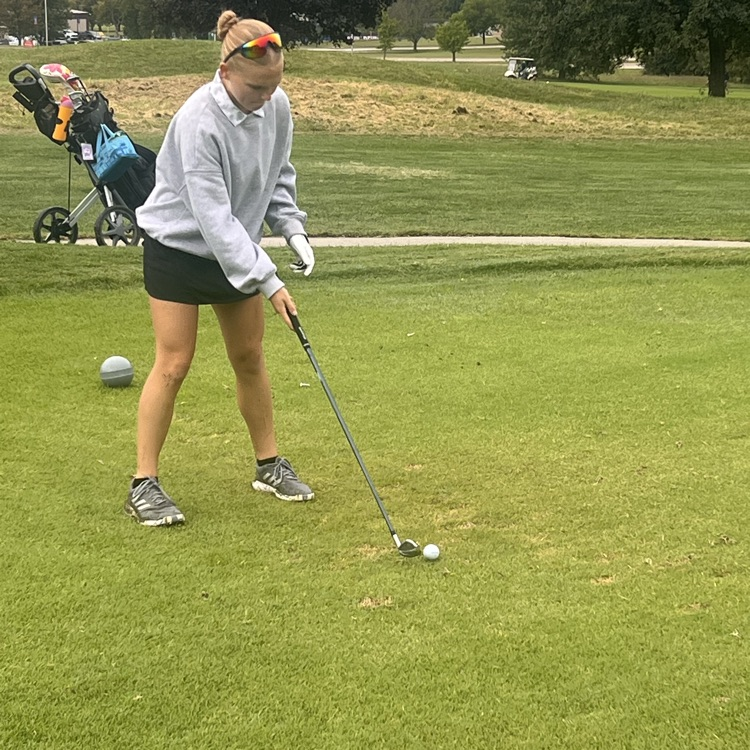 Paityn teeing off!!