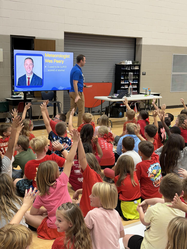 Wes Peery Visits TES