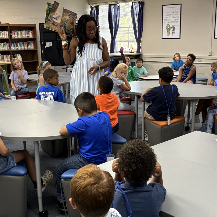 Students & Teachers alike enjoyed "Read-Alouds with Ranecci from RESA" as part of the state's Let's Read, Georgia initiative. Thank you to First District RESA Literacy Coach, Ranecci Hampton, for spending the morning with TCES! 