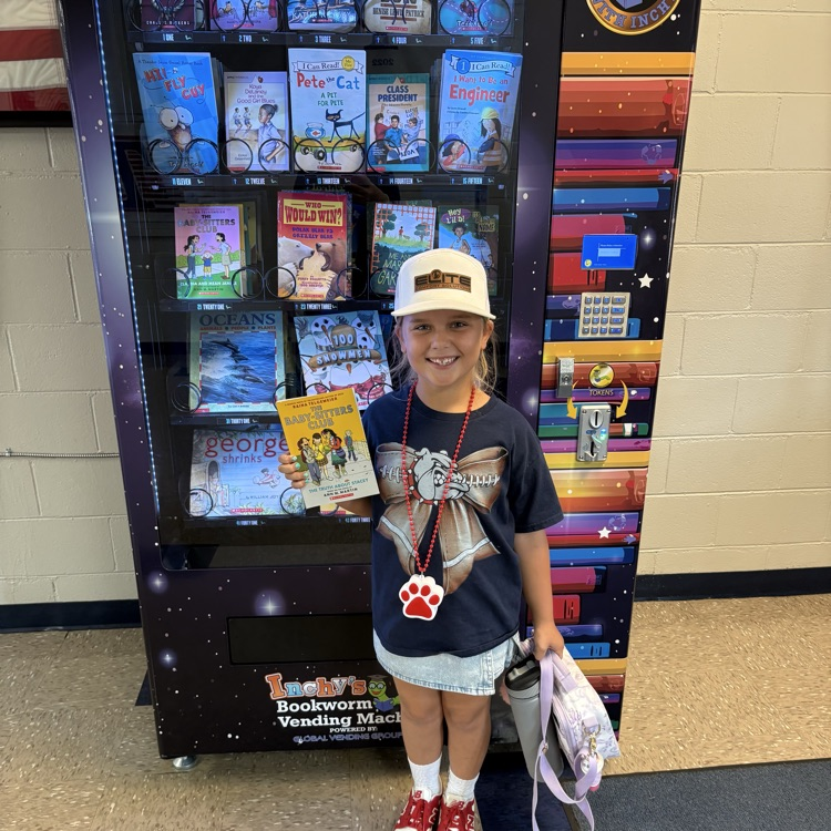 Haylen earned a book from the book vending machine for her exceptional behavior in Mrs. Beasley’s class. Way to go, Haylen! 