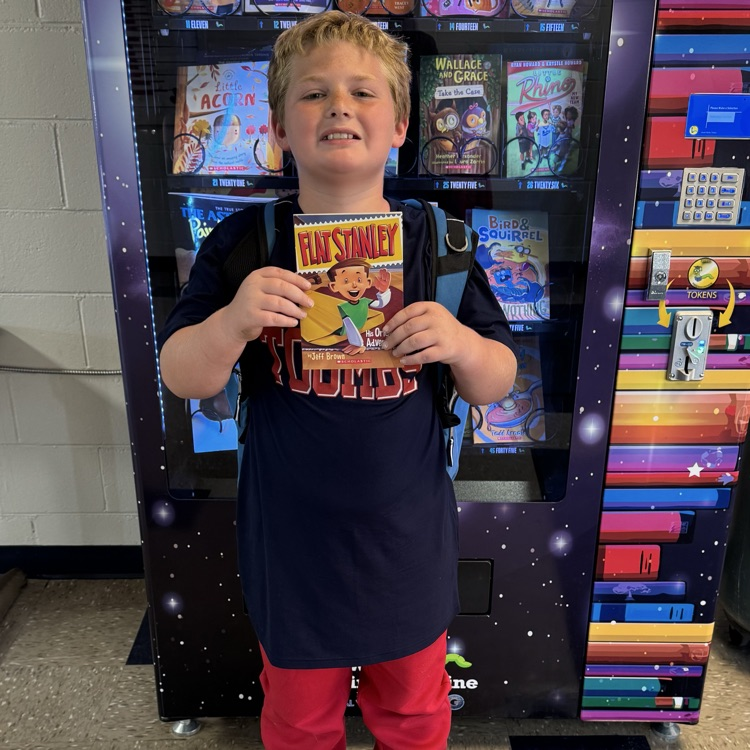 Ayden earned a trip to the book machine for going up over 20 words per minute on his fluency check! Way to go Ayden! 