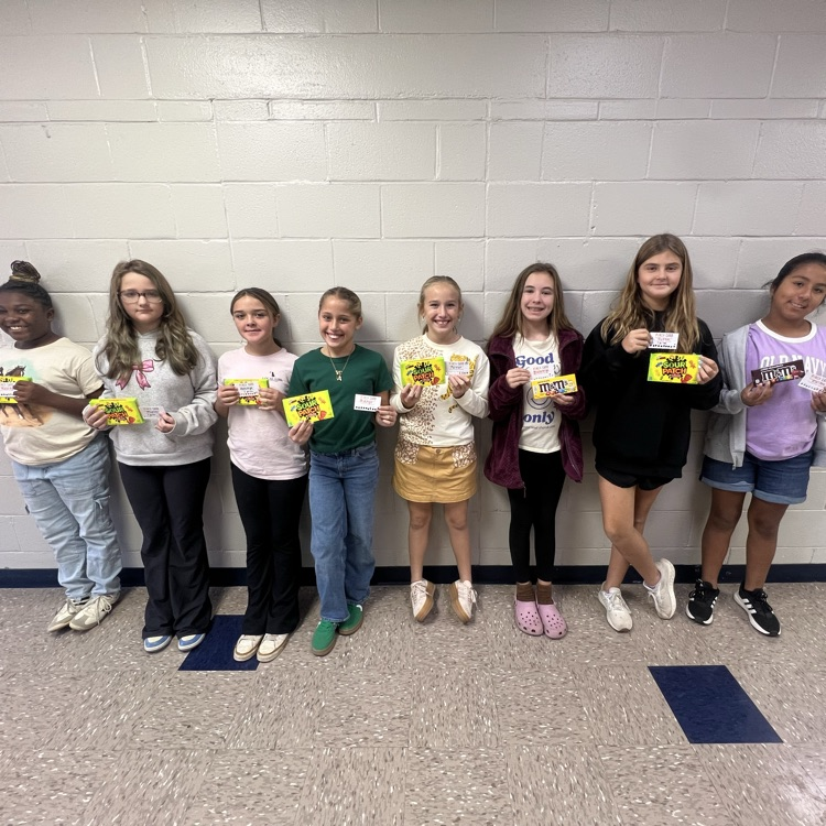 Kassidy, Madison, Nataleigh, Ashtyn, Palmer, Blakeleigh, Sutton, and Emilee have passed 10 or more iReady lessons with 90% or higher accuracy in Mrs. McBride’s 5th grade ELA classes. Way to go! 