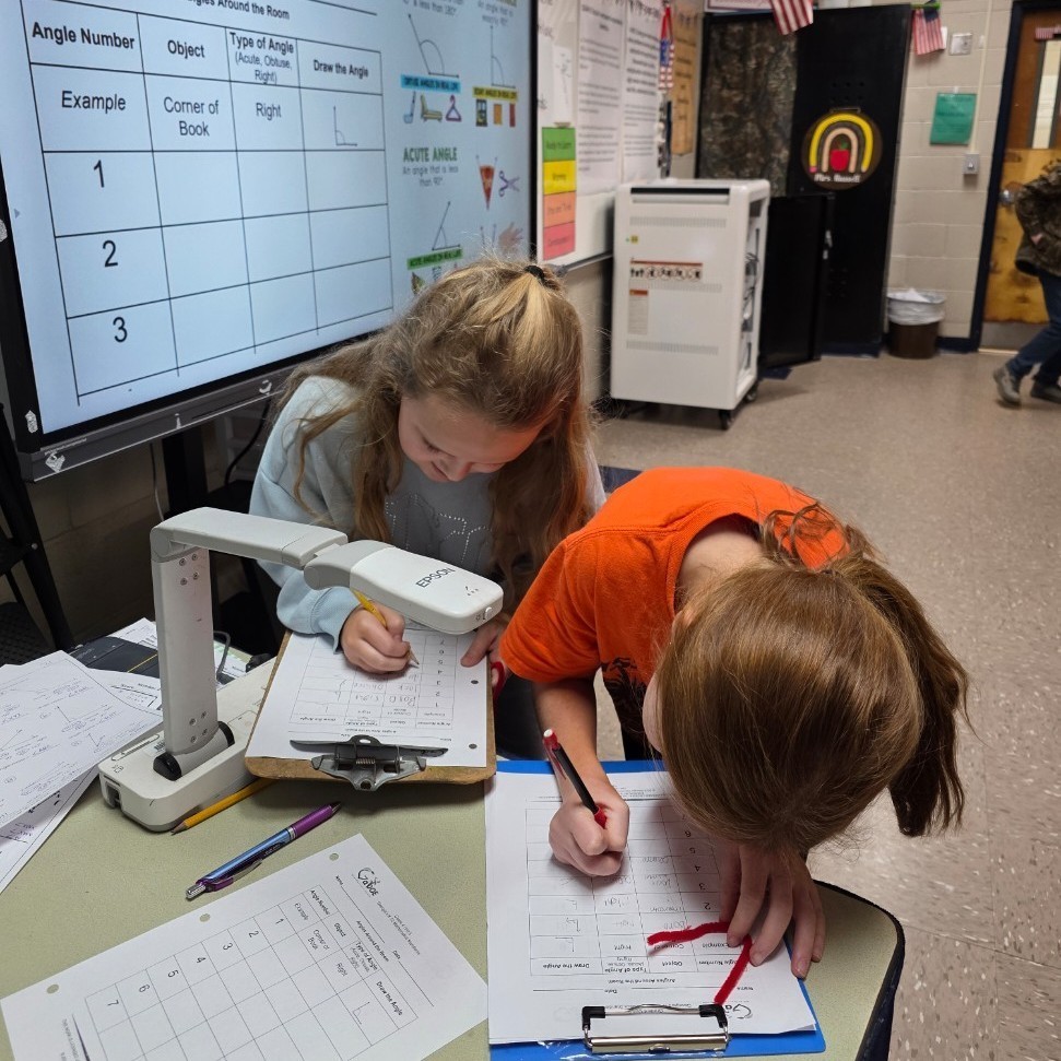 4th graders have had fun learning all about angles this week! 