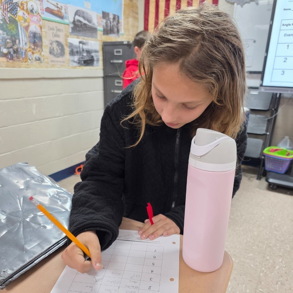 4th graders have had fun learning all about angles this week! 