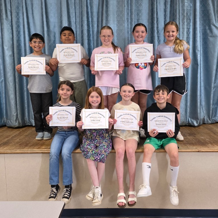 4th Grade Awards for the 3rd 8 weeks 🌟