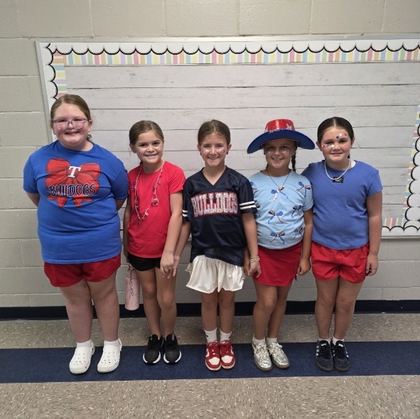 In Fourth Grade all we do is win, win, win no matter what! ❤️🐾