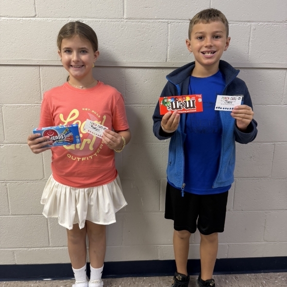 Raelynn and Jase have passed 20 or more iReady lessons with 90% or higher accuracy in Mrs. McBride’s 4th grade Reading class. Way to go! 