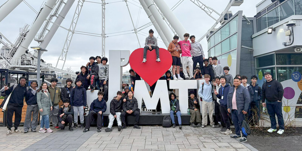 Group photo of Brebeuf students in Montreal