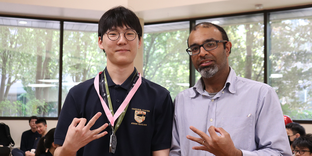 Photo of Sojun with his teacher