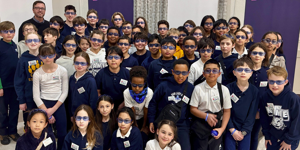 Group photo of Paul Satura with his students