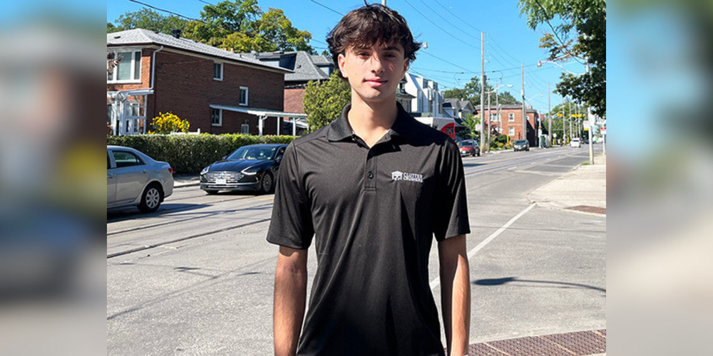 Local high school student starts business Clutter Crushers Toronto