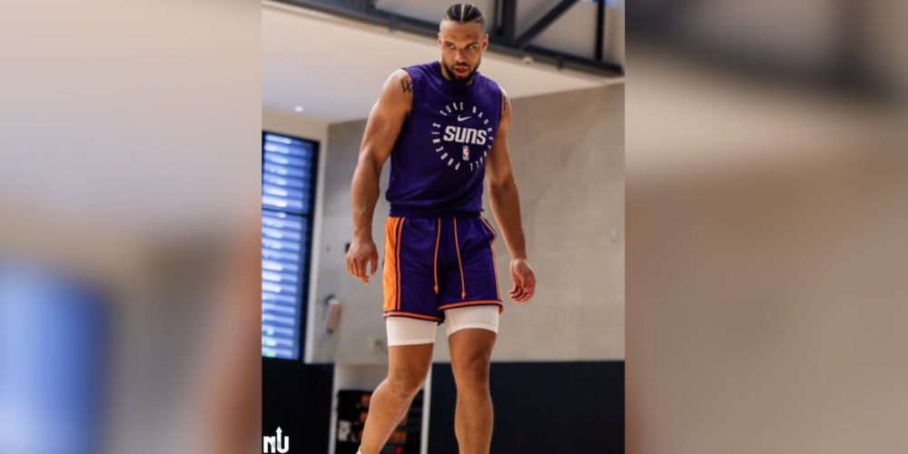 image of a basketball player