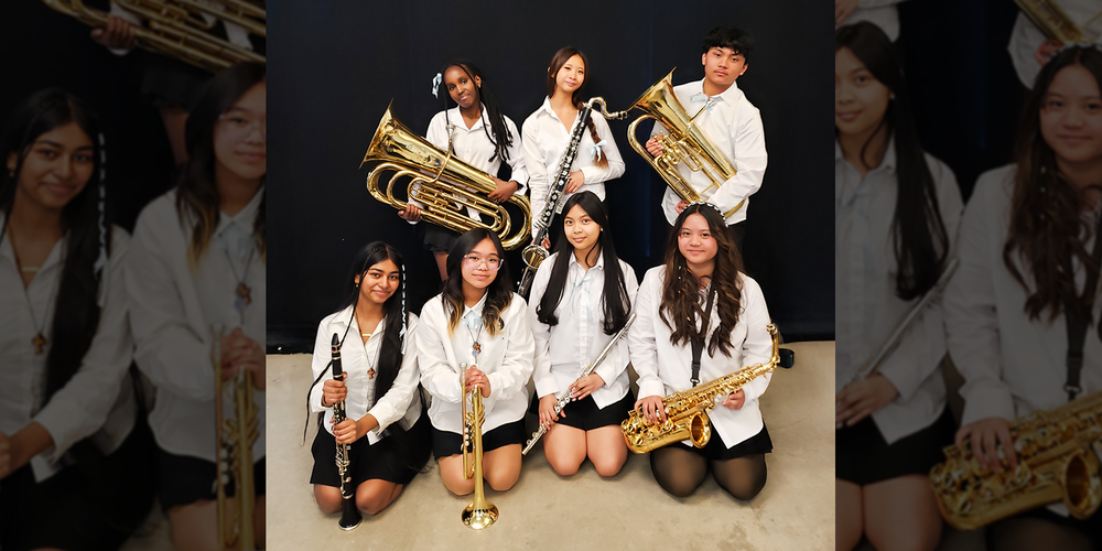 Group photo of the band students performing at the festival