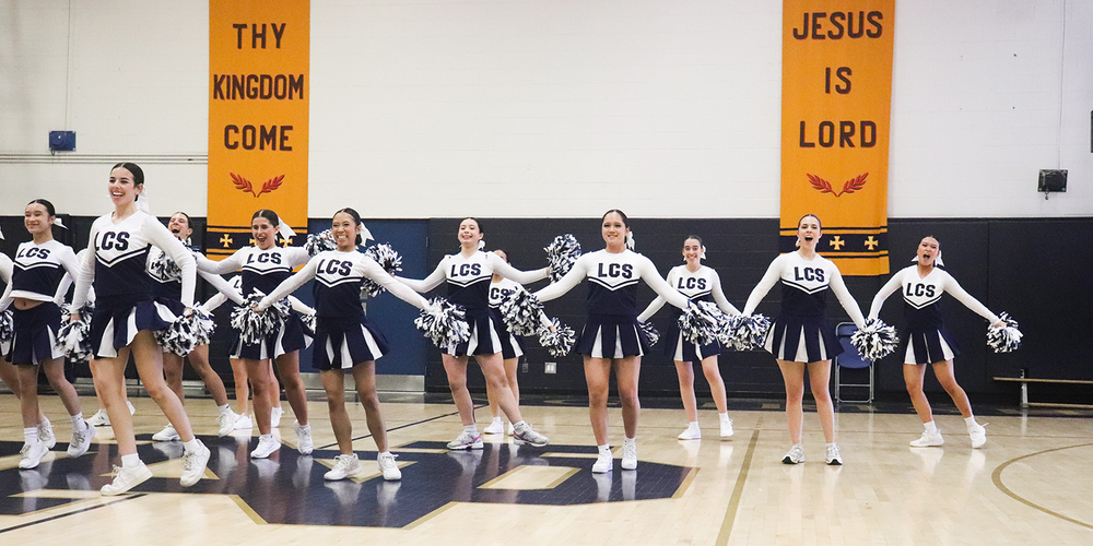 Photo of the Loretto College School Lightning Pom steam performing