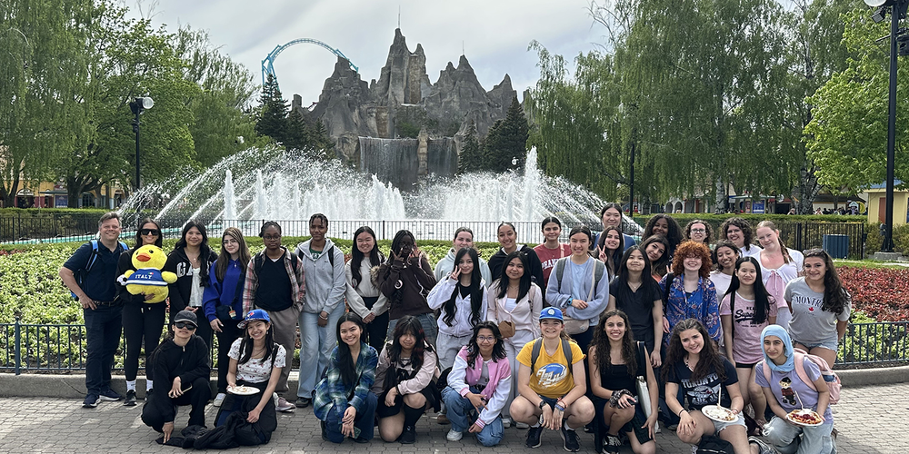 Group photo of the performing SJCS music students at Wonderland